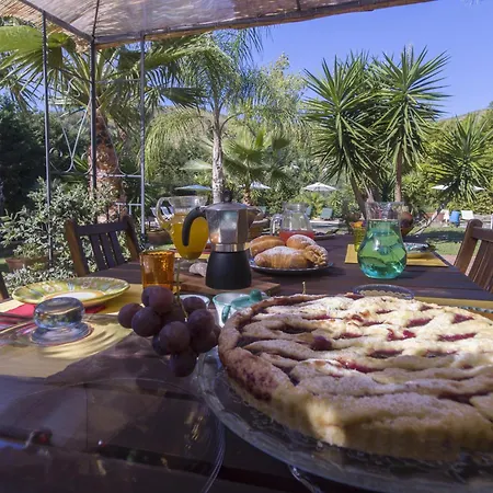 Tresino Bed & Breakfast 4*